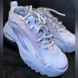 Reebok Club C Cardi V2 Kid's Size 10.5 Sneakers Running Shoes